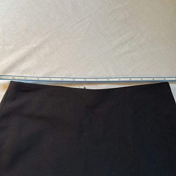 J. Crew black lined wool crepe suit skirt 21” long 13” waist zip back - Picture 13 of 15